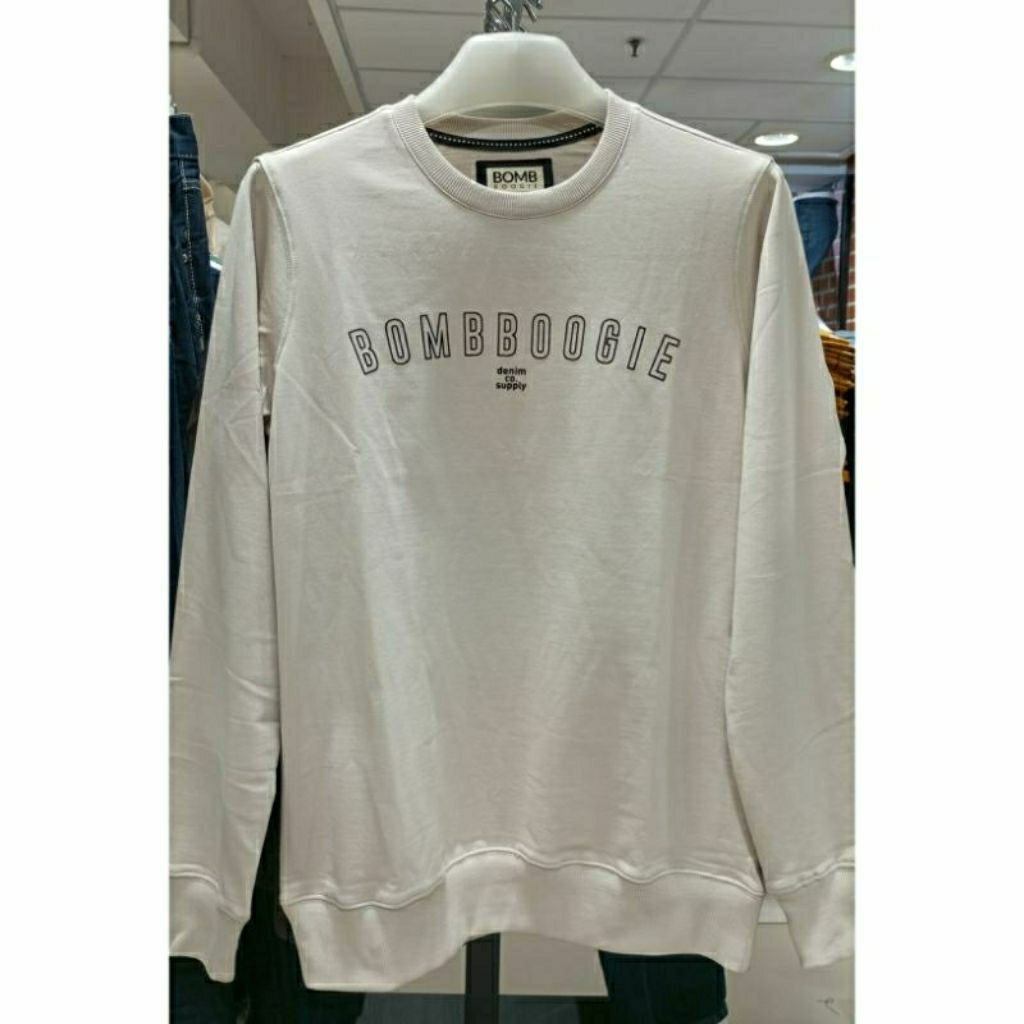 BOMBBOOGIE Sweater Bombboogie Original Sweater Pria