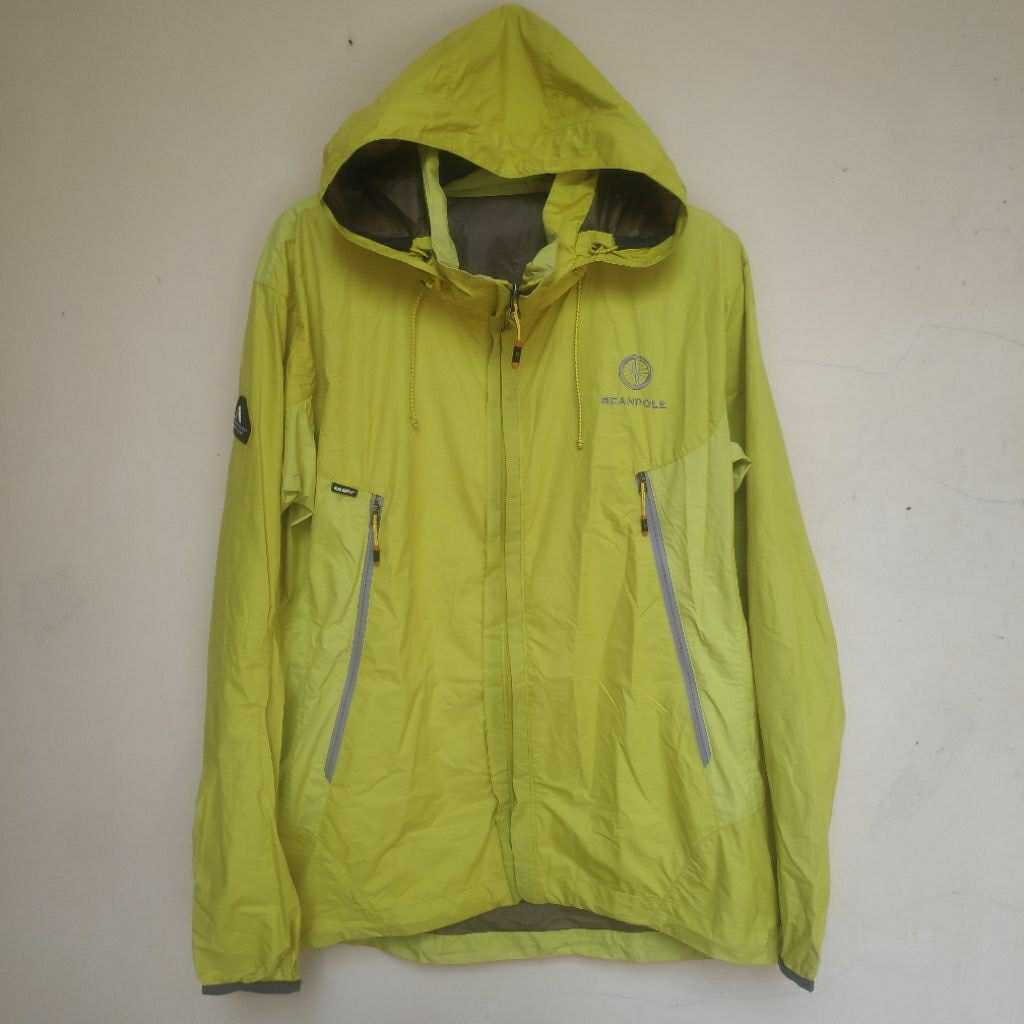 JACKET OUTDOOR GROPCORE BY BEANPOLE OUTDOOR KUNING STABILO