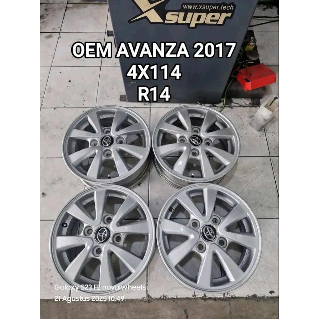 velg seken oem Toyota avanza ring 14