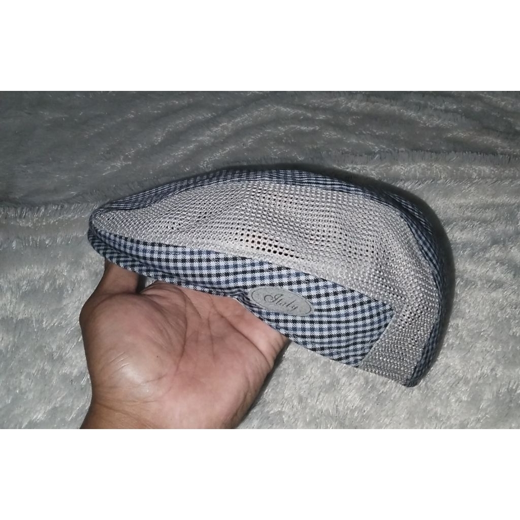 Topi Flatcap Italy Size 57 - 58cm ada kancing depan Second