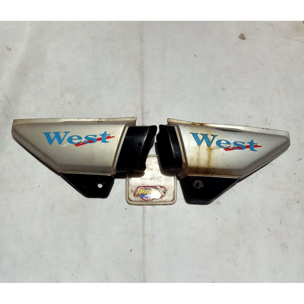 cover box tepong kempol tutup aki kanan kiri Honda CG CG110N cb100n cb 100n CG 110n Oryginal second 