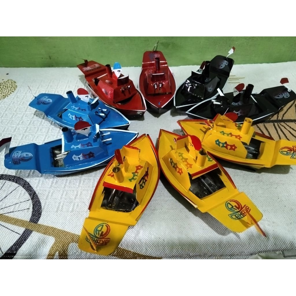 Mainan Perahu OTok OTok Kapal Air OTok OTok Mainan Jadul Ukuran 18cm Besar Variasi warna bisa Cod Me