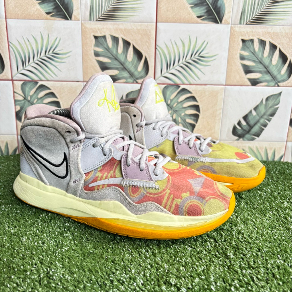 Sepatu Basket Nike Kyrie 8 42 second