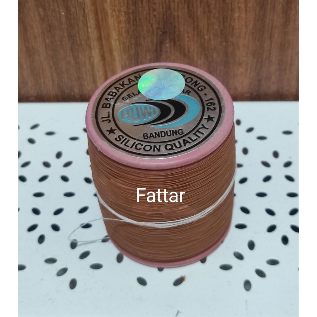 Gelasan Huwi Diamond