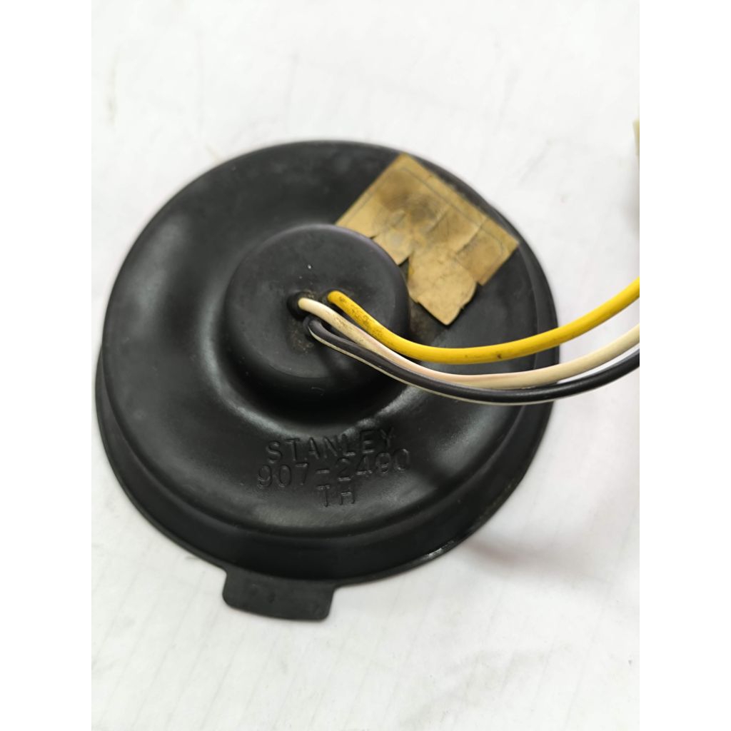 Soket Lampu Depan Suzuki RGR150 Original SGP