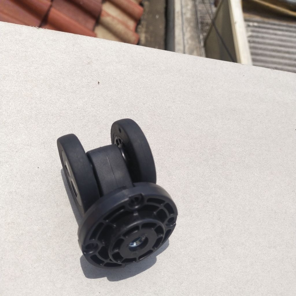 roda koper dudukan bulat