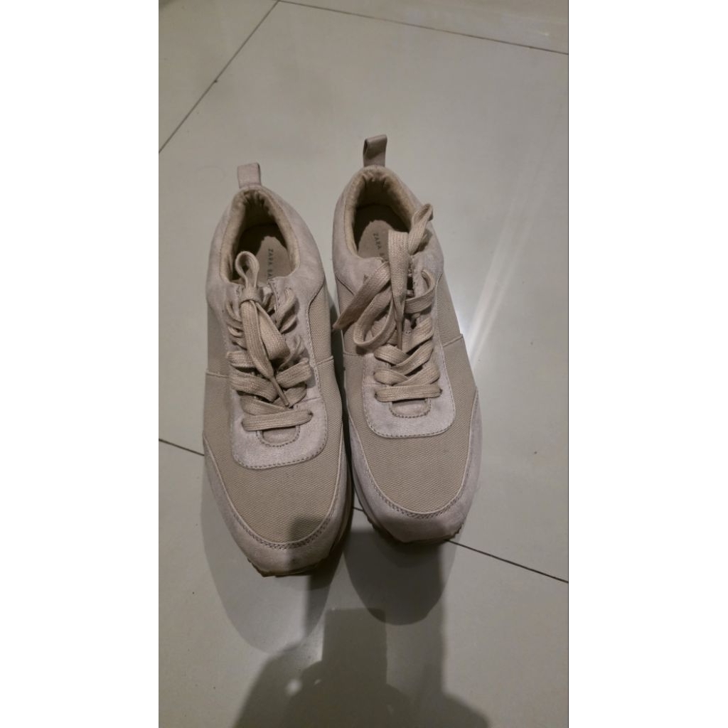 Preloved Wedges Sneakers ZARA Basic