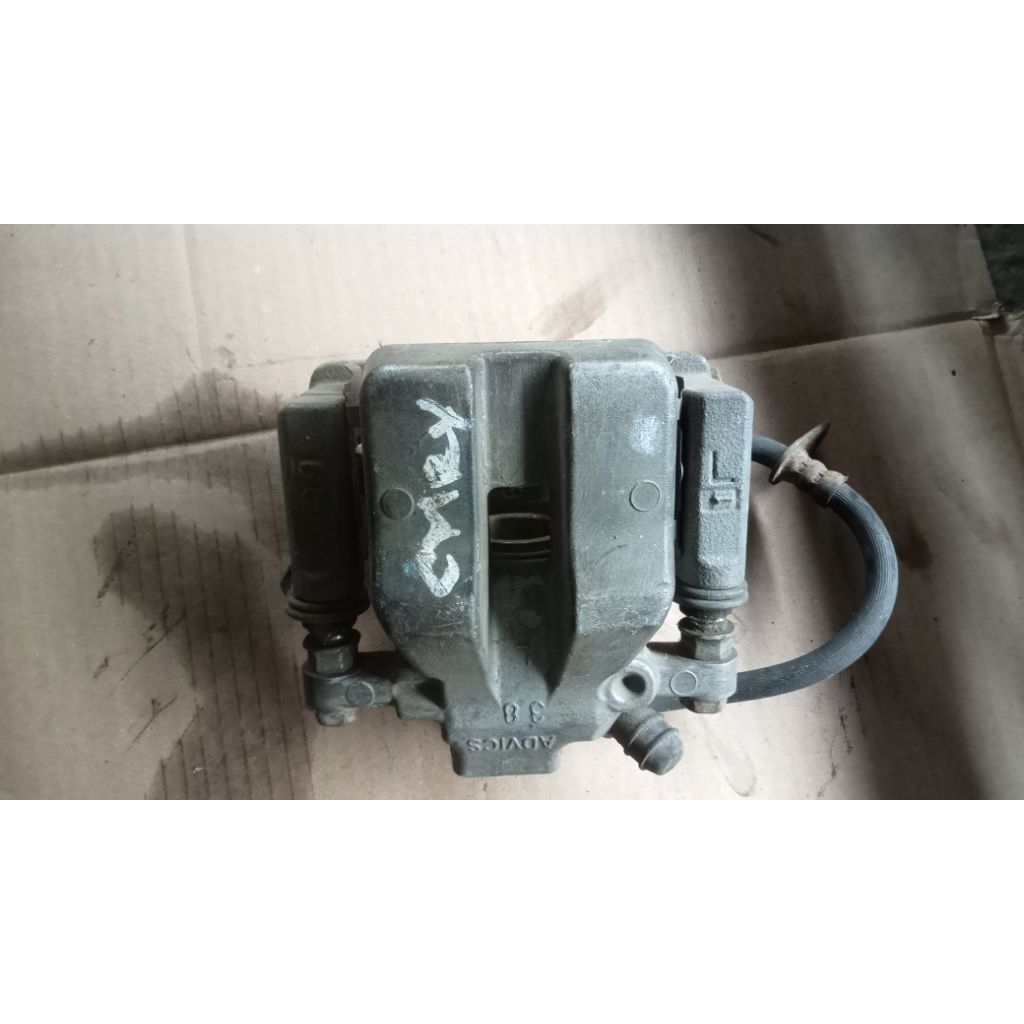 caliper bekang kiri camry