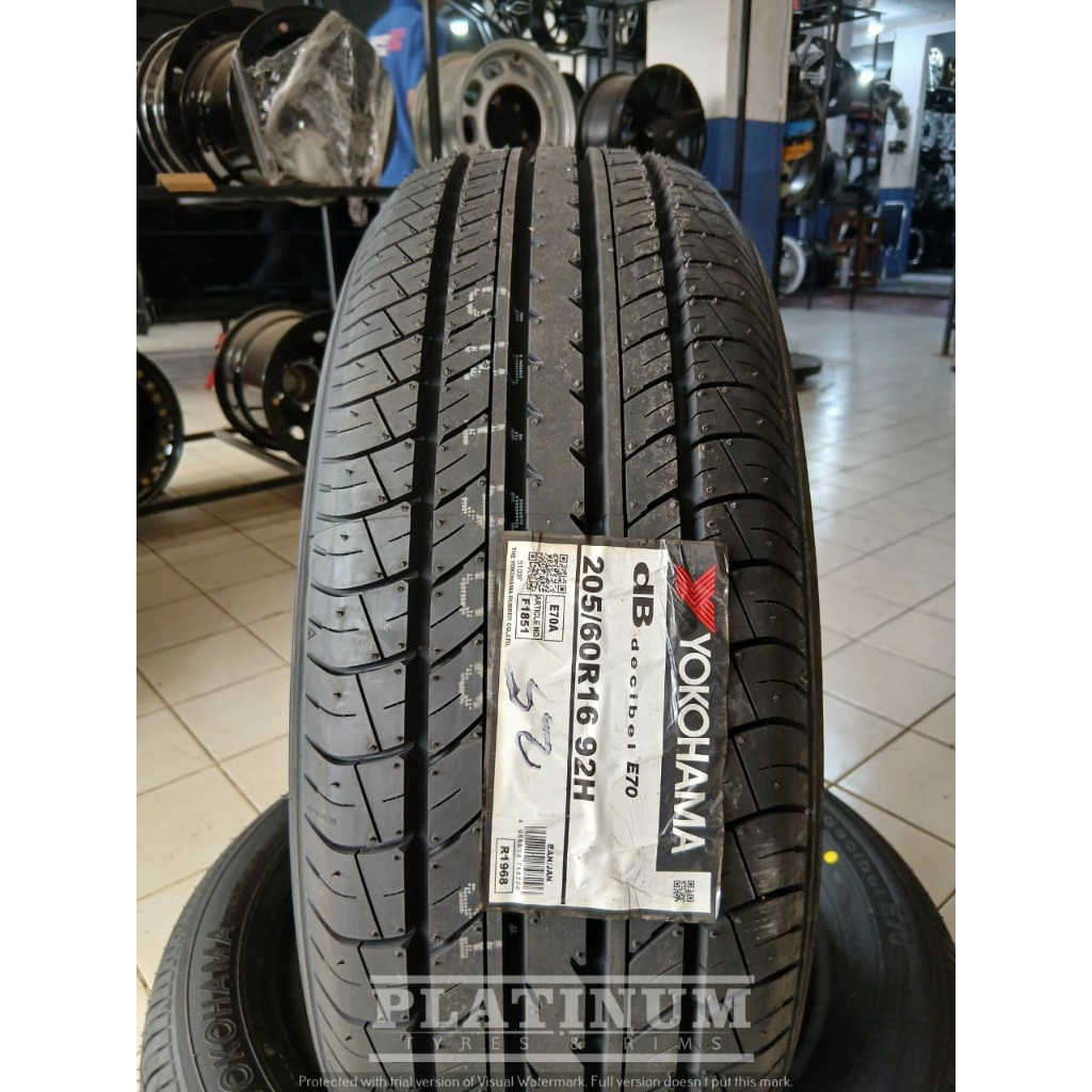 Jual ban standar toyota voky ukuran 205 60 R16 merk YOKOHAMA ADVAN dB E70A - ban standar voky murah