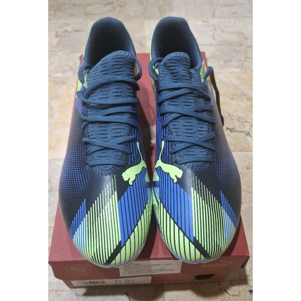 Sepatu bola Puma future 7FGAG