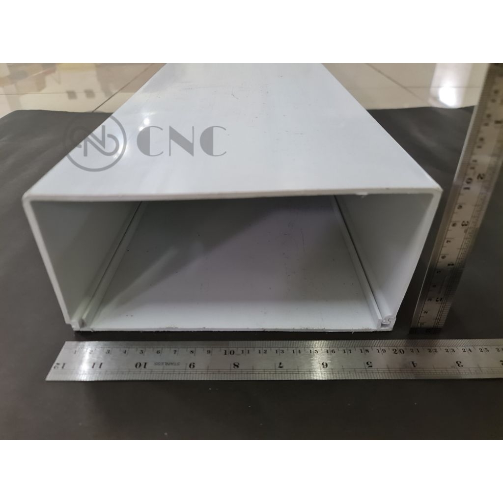 kabel duct / trunking / wiring duct 100mm x 200mm