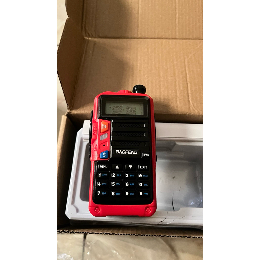 HT baofeng UV S9 triband