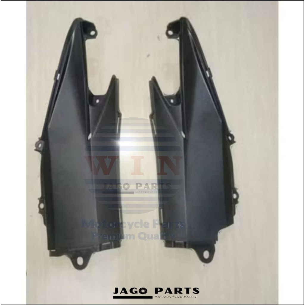 Cover Body Kecil | Kap Sambungan Body Kiri Kanan Honda Revo Fit 110 Karbu 2010-2014.. Harga 1 Set