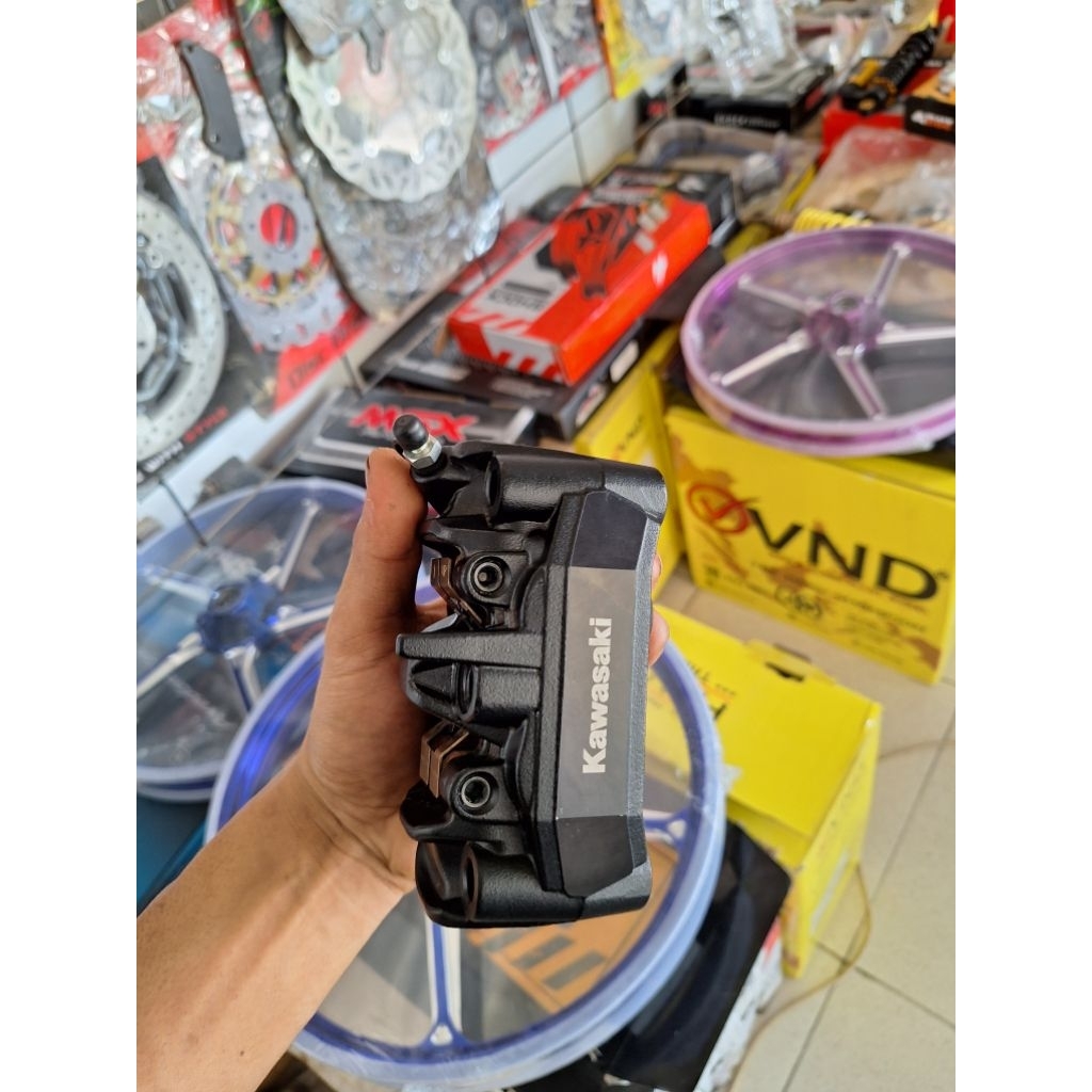 kaliper Kawasaki zx25r kanan original copotan kaliper z900 kaliper tokico kanan kaliper tokico zx25 