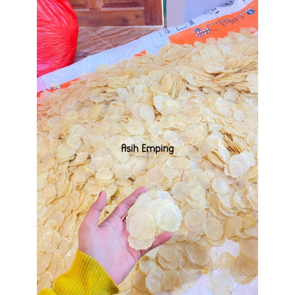 [1 Kg] Emping SEDANG TIPIS/Emping per 2 biji melinjo/super kering tipis/Emping melinjo asli ambal ke