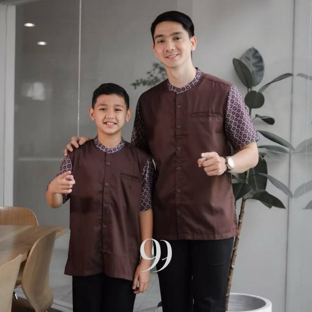Baju Koko Muslim Kemko Couple Ayah dan Anak Laki-laki Lengan Pendek Motif Kombinasi Polos Batik Kera
