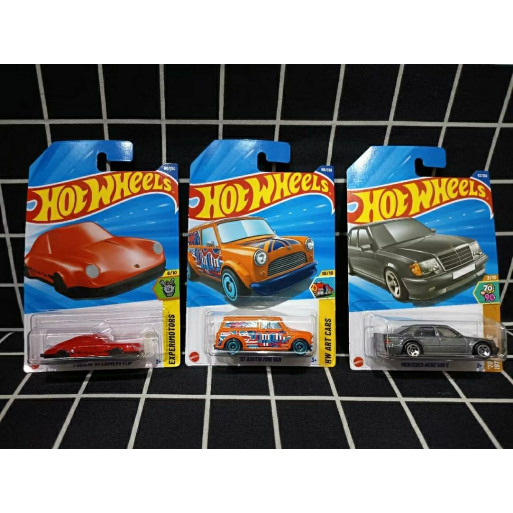 paket Hotwheels poce, moris & mercy