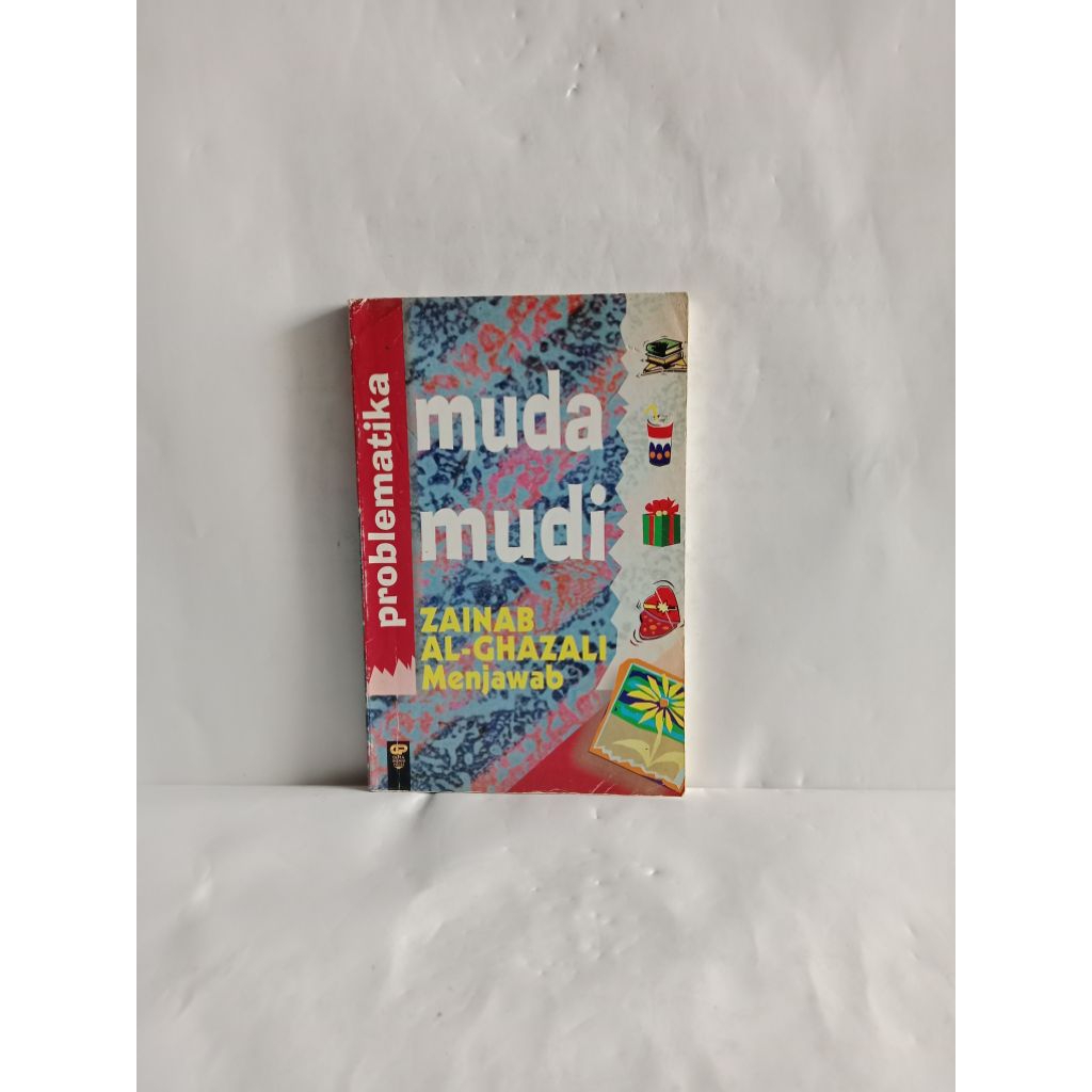 Buku original Problematika Muda Mudi ZAINAB AL-GHAZALI MENJAWAB