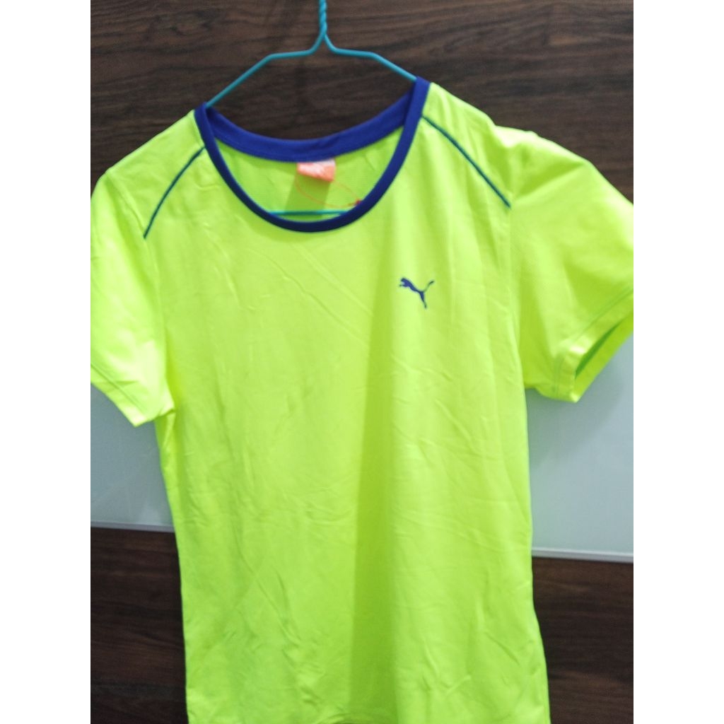 preloved kaos olahraga