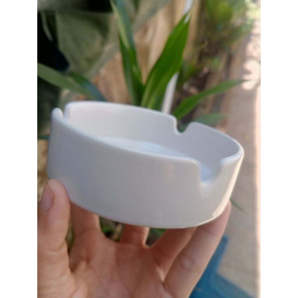 Asbak Keramik Putih Polos