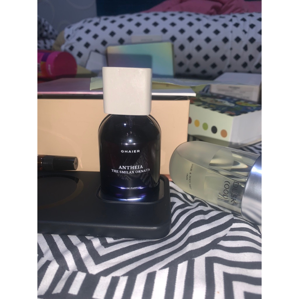 Ghaier Preloved Antheia Smillax ornata