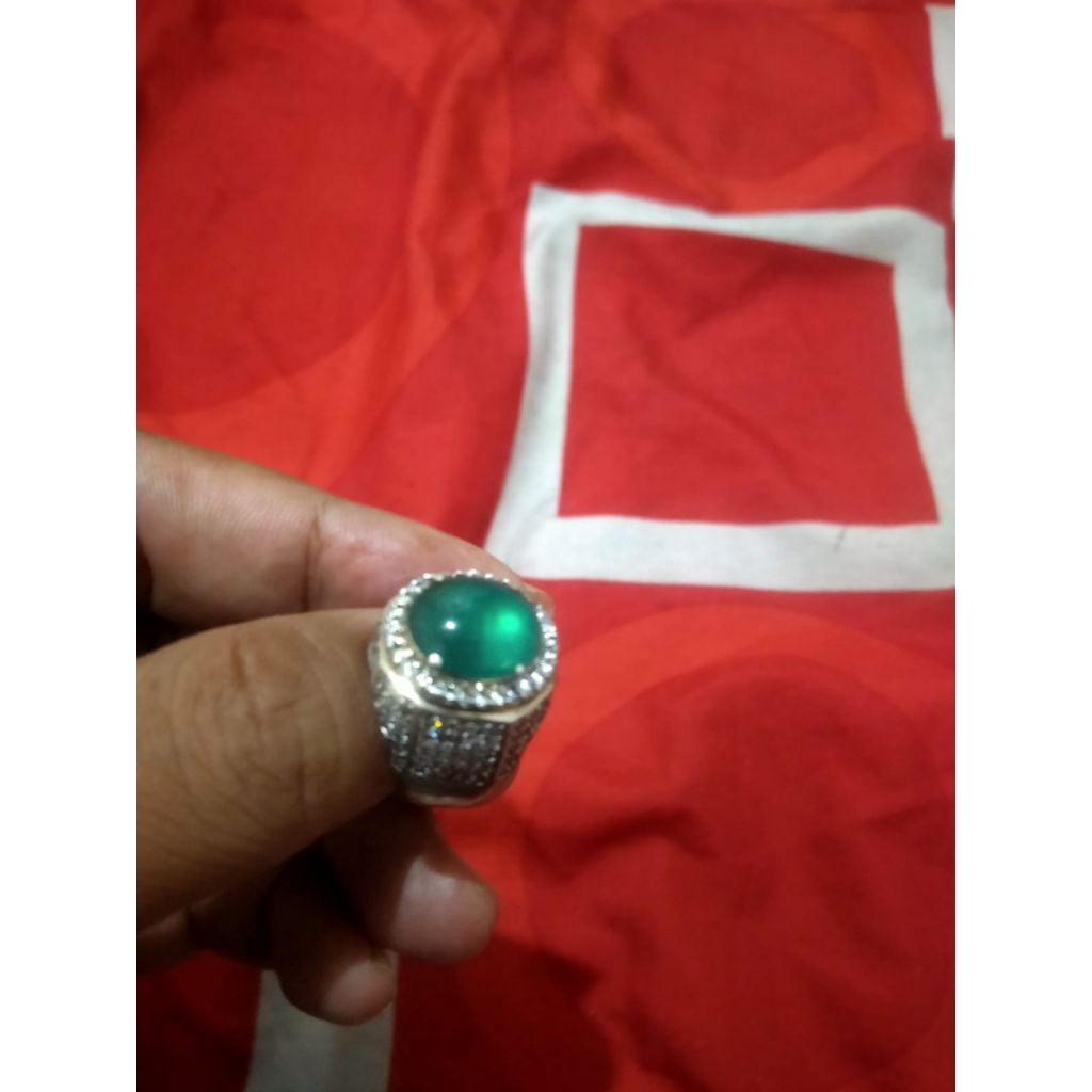 Bacan Giwang