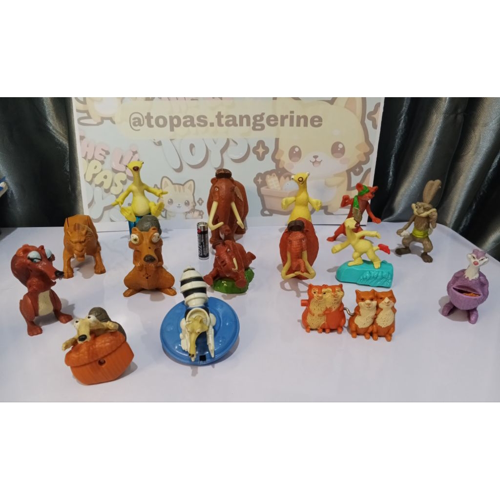 McD Happy Meal Ice Age Set