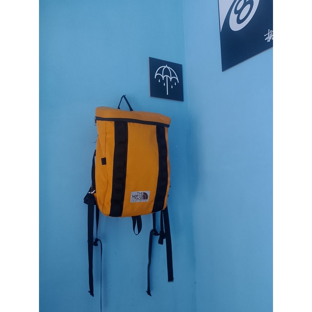 tas TNF outdoor second