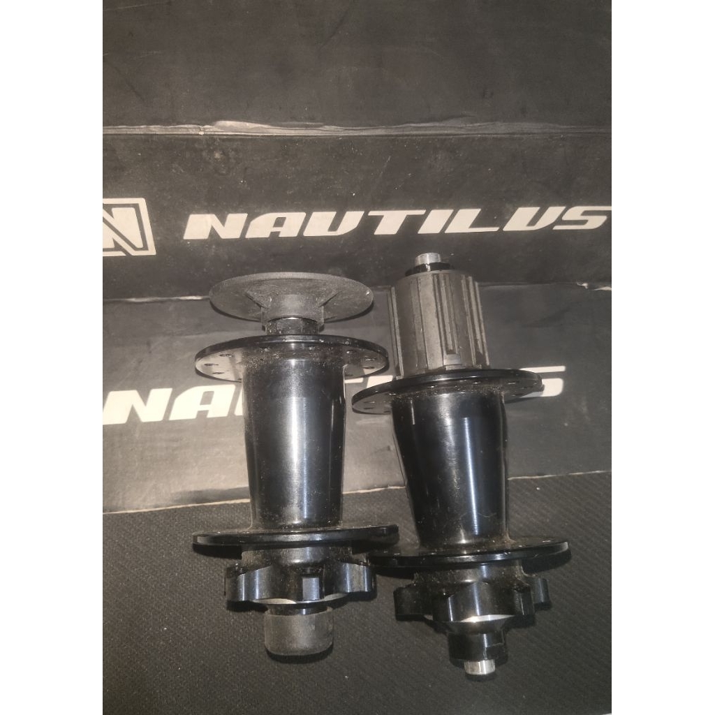 hub nautilus new 20/24 hole