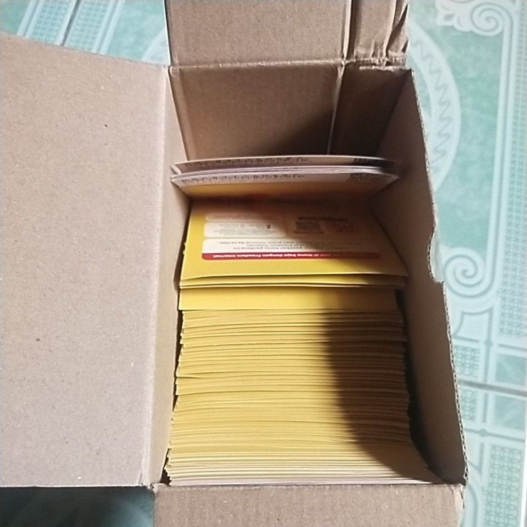 1box isi 50 pcs kartu perdana IM3