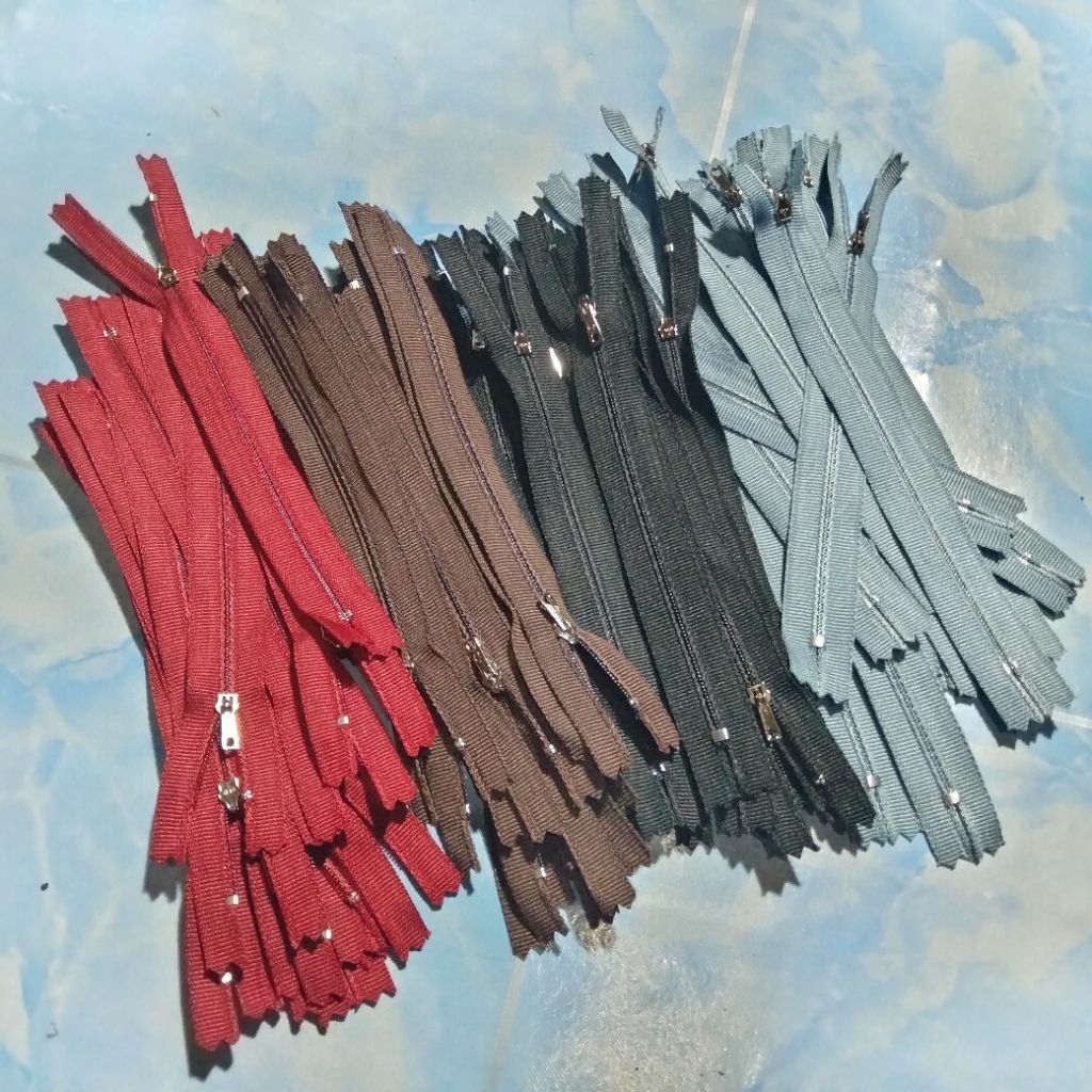 Resleting Biasa / Resleting Rok & Celana Merk 3EN Satuan