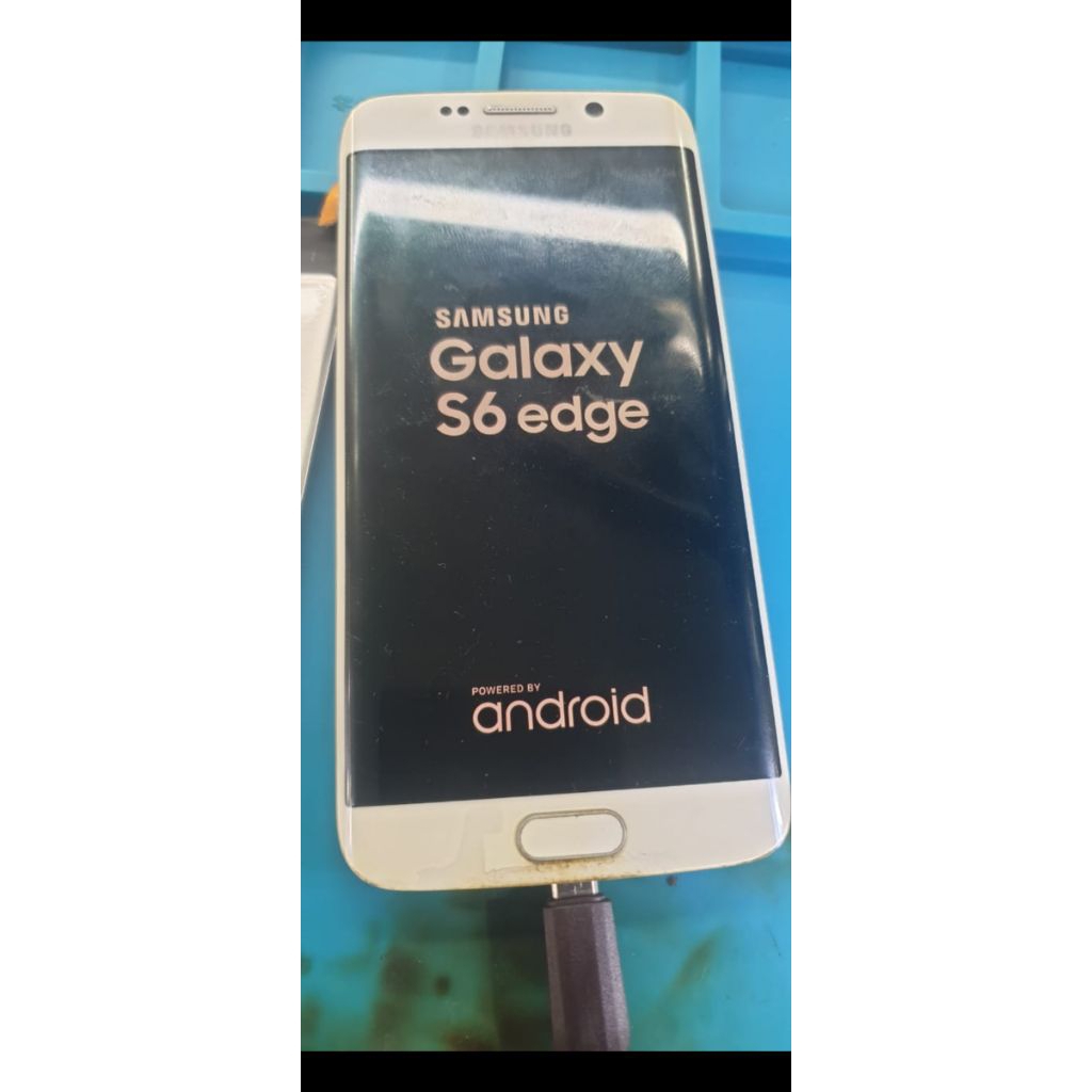 jual Lcd Copotan ori100%real Handphone Samsung S6edge kondisi lcd nyala normal lancar tak ada pecah