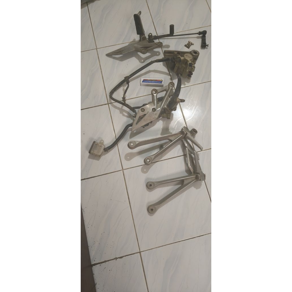 Footstep Postep Depan Belakang New CBR150R Facelift K45g K45n K45r New CBR 150R LED Original Copotan