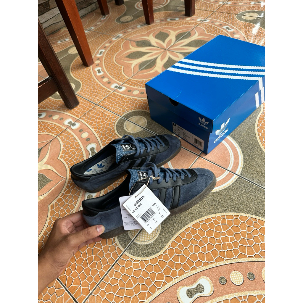 ADIDAS LONDON CW TAIWAN ORIGINAL