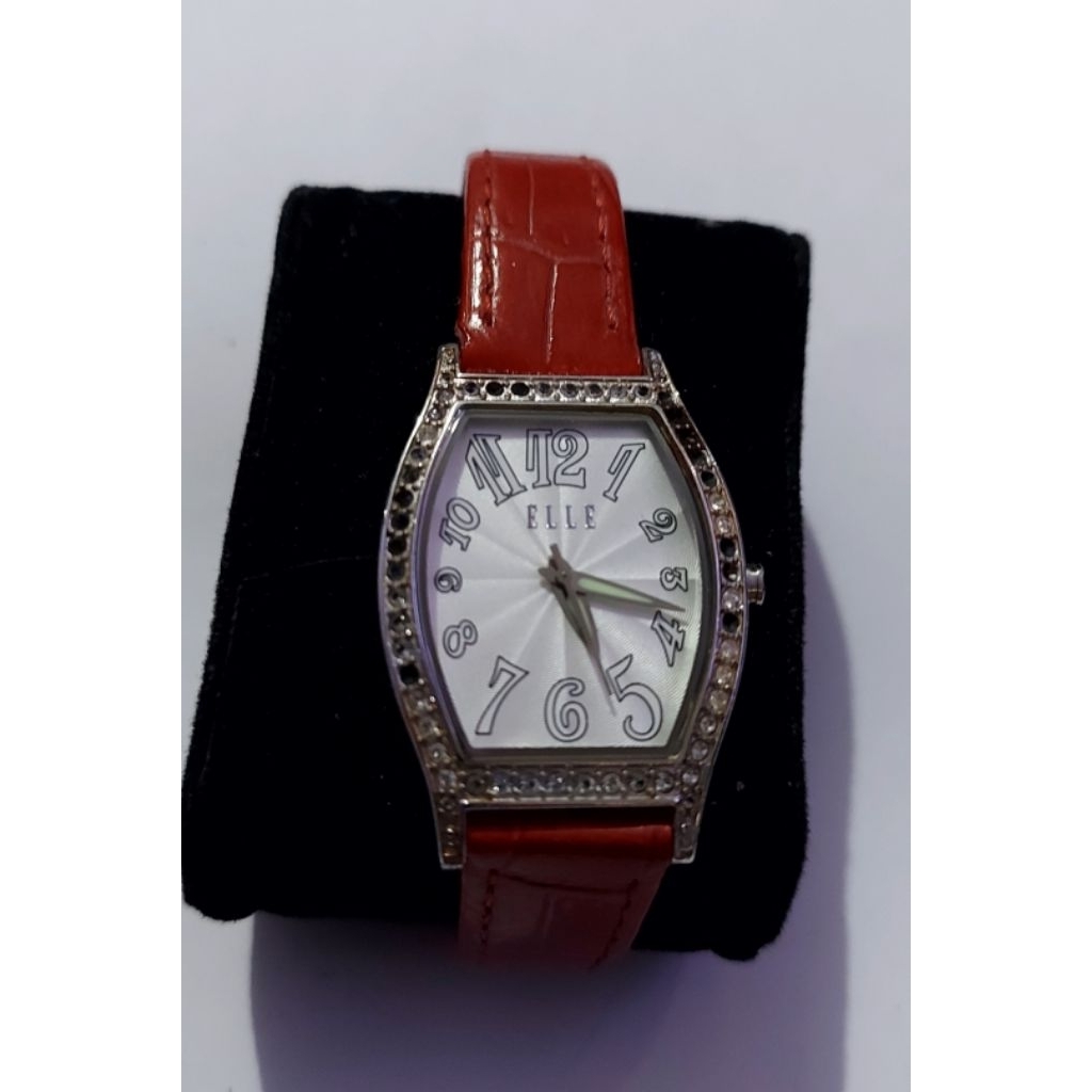 Jam tangan elle