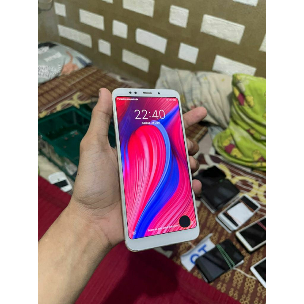 REDMI 5 PLUS 4/64 UBL MINUS