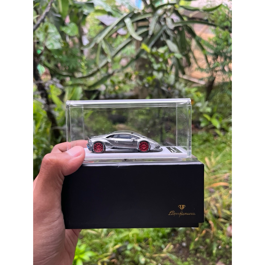 LB Performance Lamborghini Huracan Chrome Limited Edition