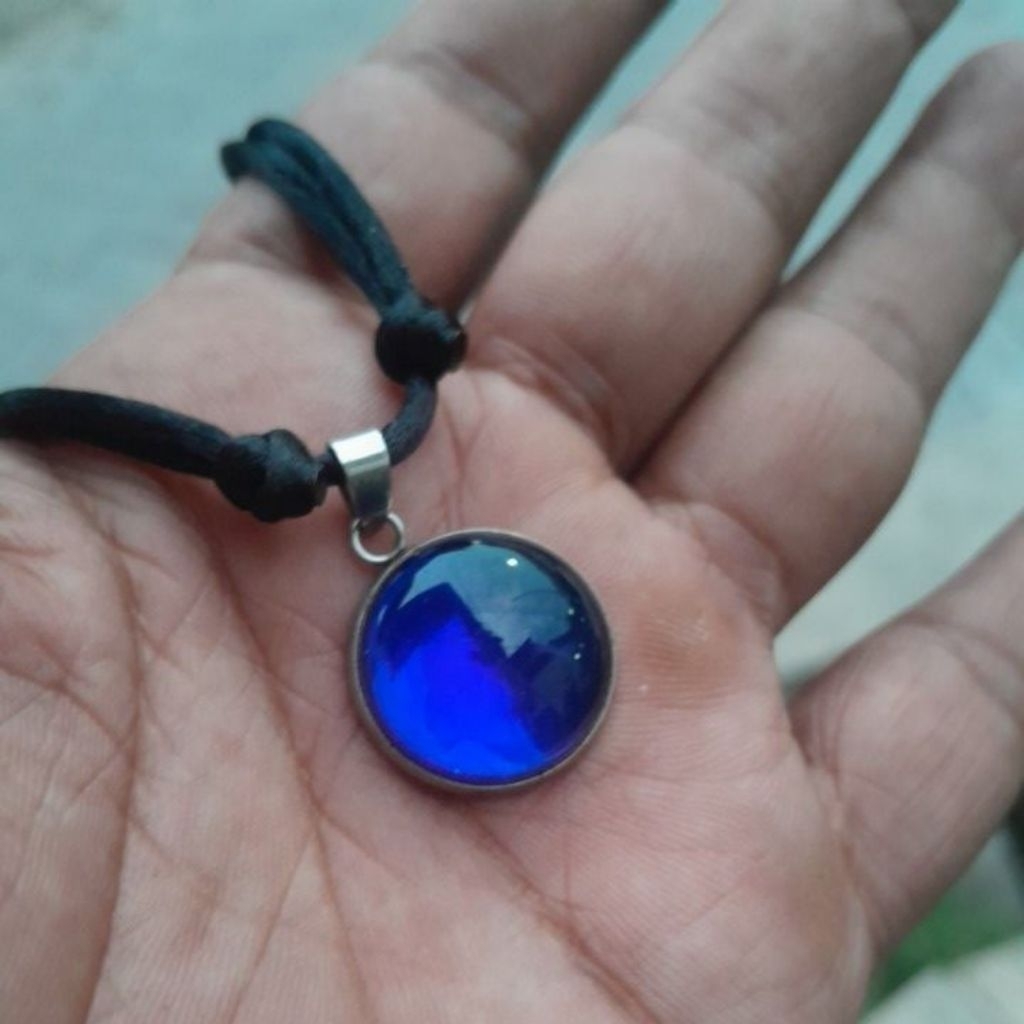 kalung liontin blue cyklop papua king shappire bulat tali hitam