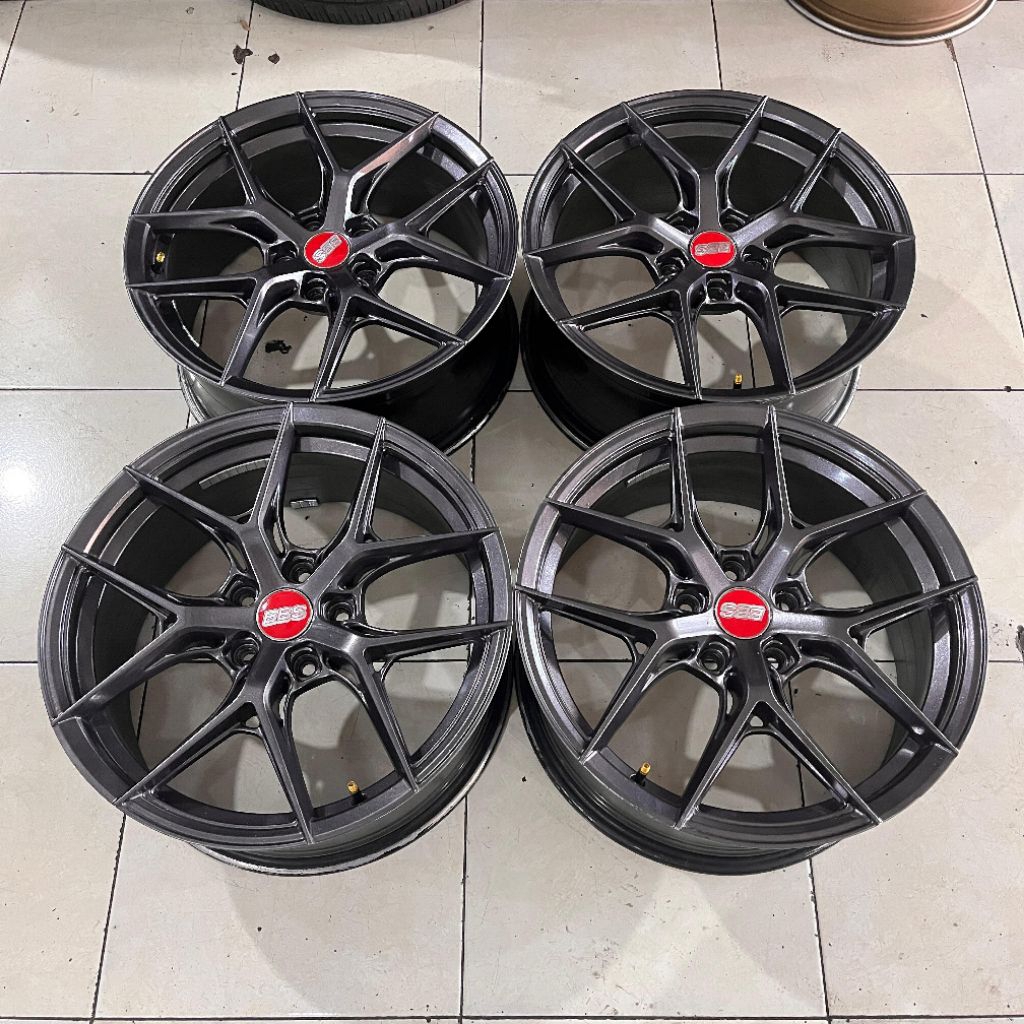 Velg Mobil Bekas BBS R18 LEBAR 8 PCD 5X114,3 ET 40