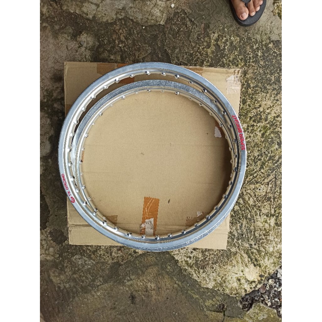 Velk TK Racing ukuran 160 140 ring 17