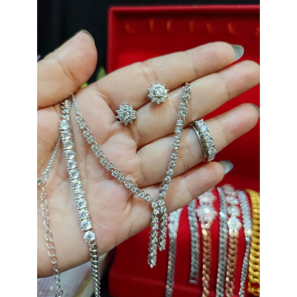 sed Tura mancur baris satu