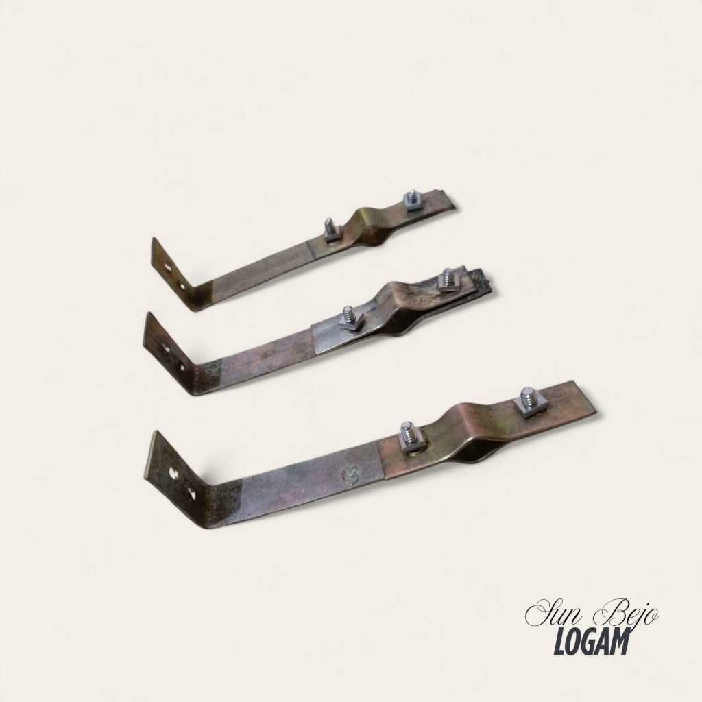 klem L bc isolator kabel penangkal petir Klem kabel grounding Klem L cagak kabel Anti petir