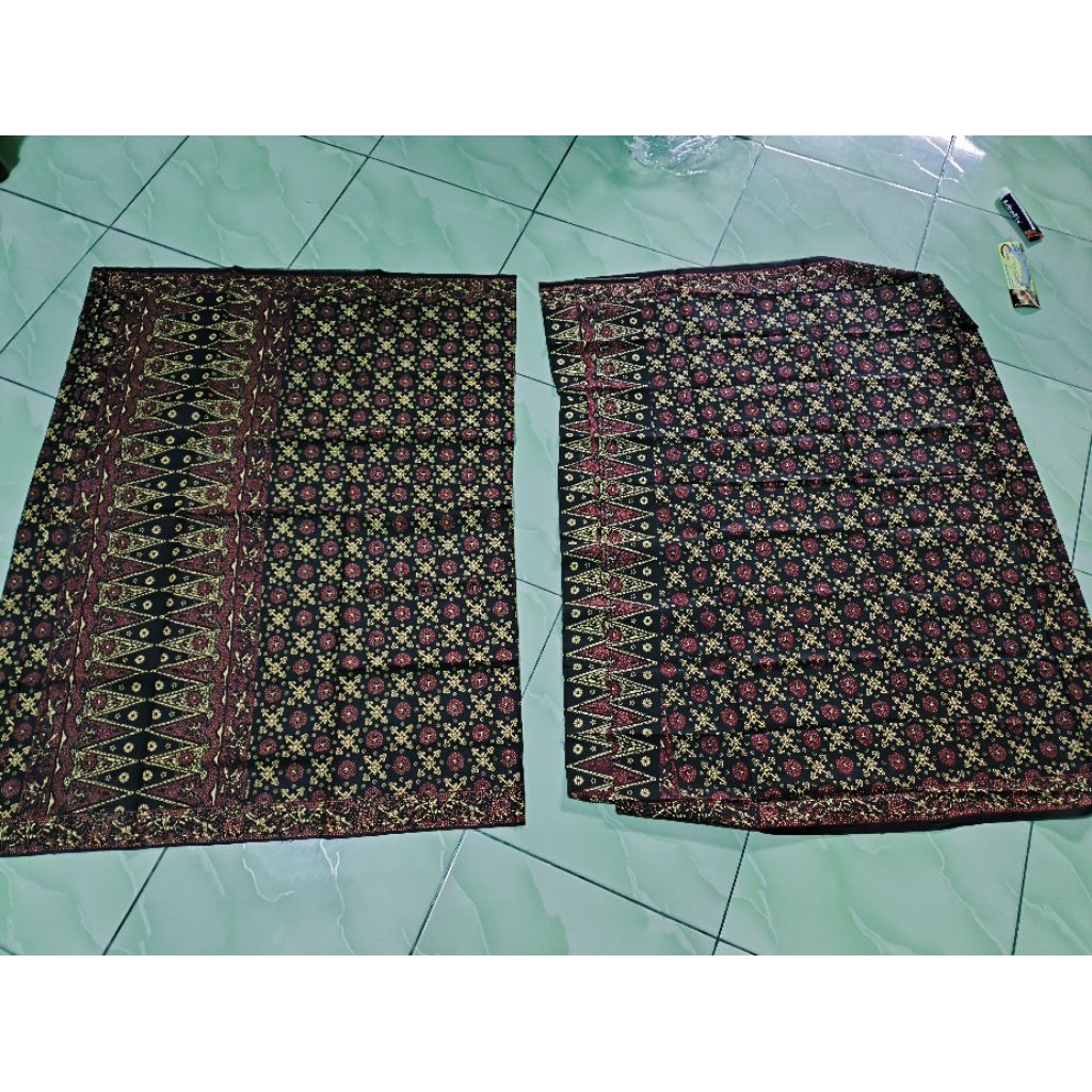 Bahan pembuatan tapis lampung rok lilit kain lasem