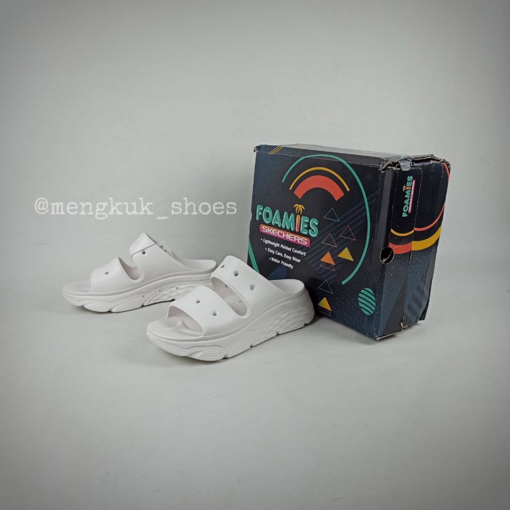 Sandal Skechers Max Cushioning Foamies UPLIFT size 40 Bnib Original 100% - SANDAL WANITA SLIP WADGES