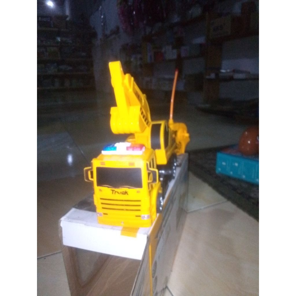 mobil Remot Truck+Beko+light remot control +batray