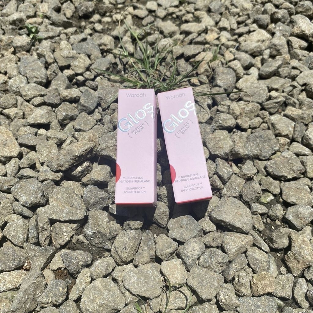 Wardah gloss peptide lip balm