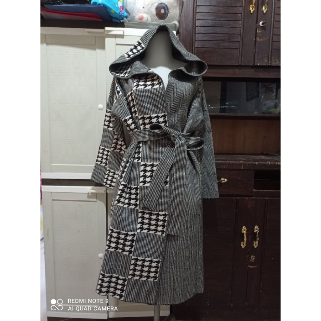 coat wool motif/ long coat/ coat motif HS