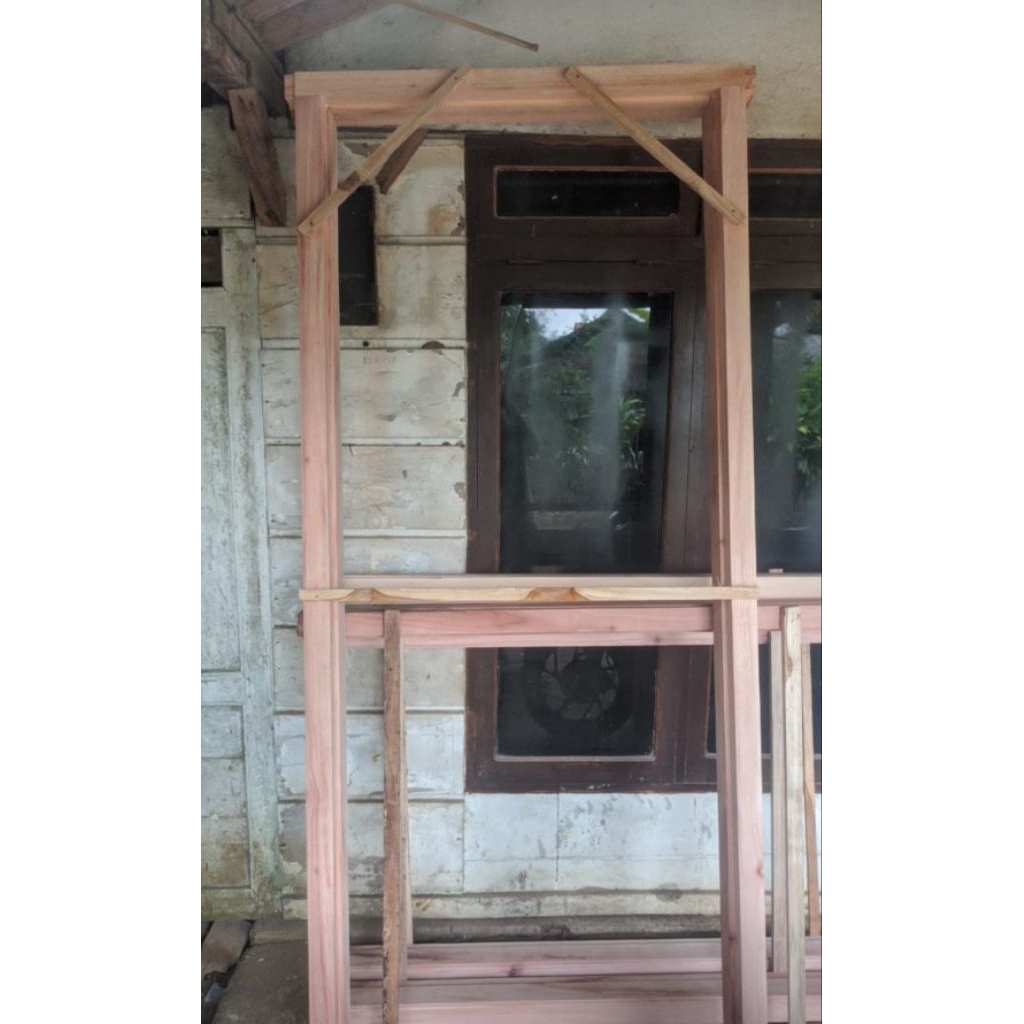 KUSEN / GAWANG PINTU JATI & MAHONI PREMIUM