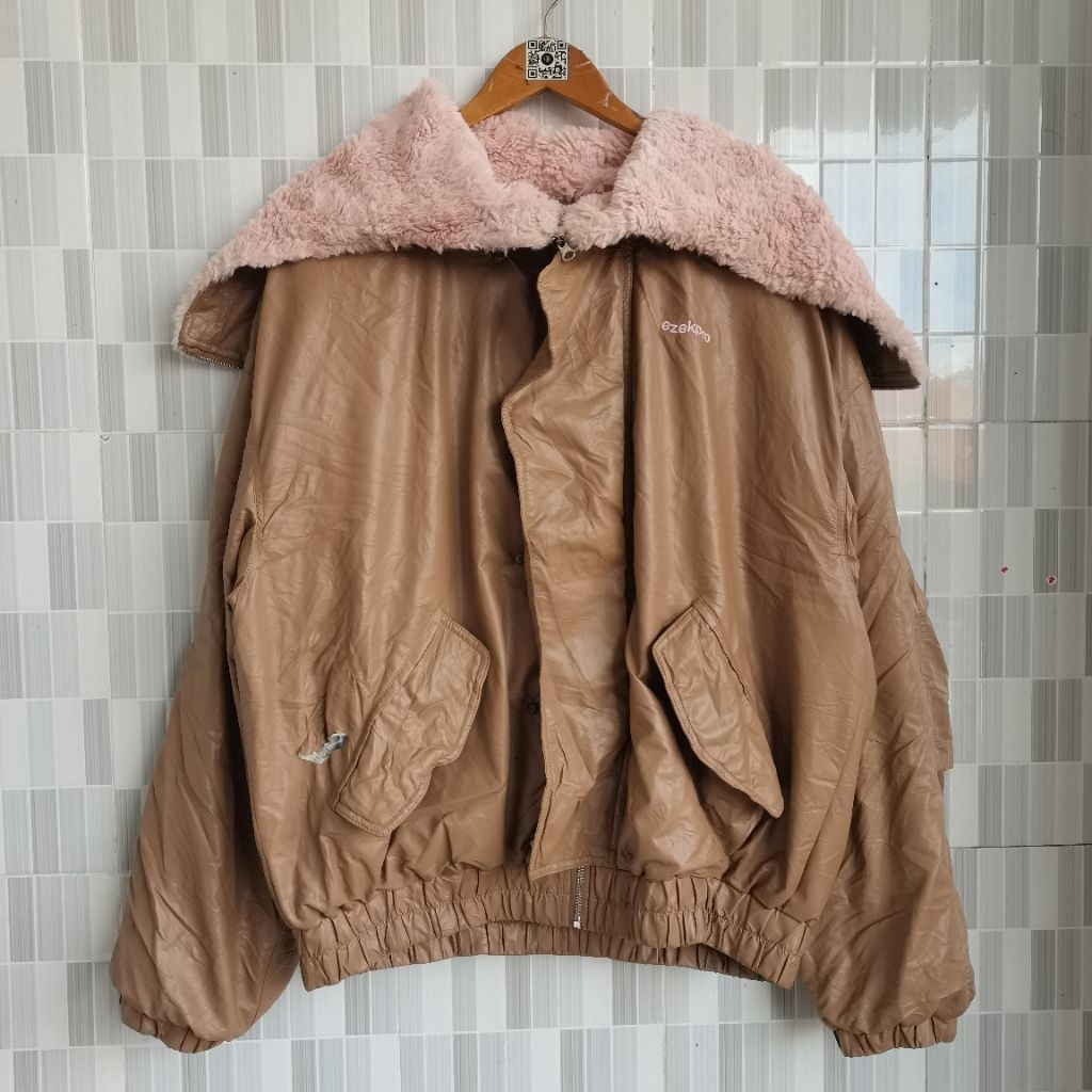 A412.  HOODIE ZIIP SIZE XL WARNA COKSU  PRELOVED