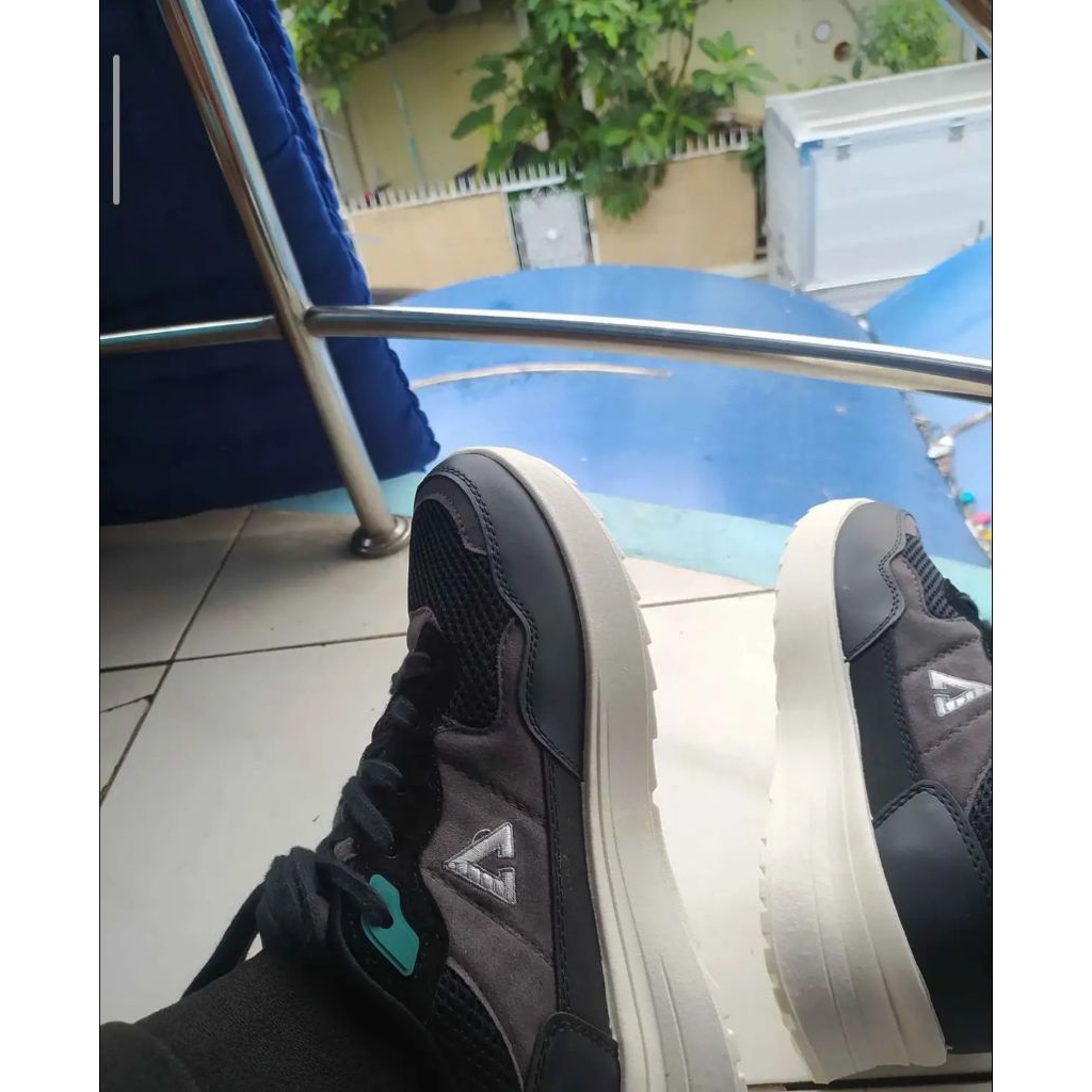 sepatu Aero street